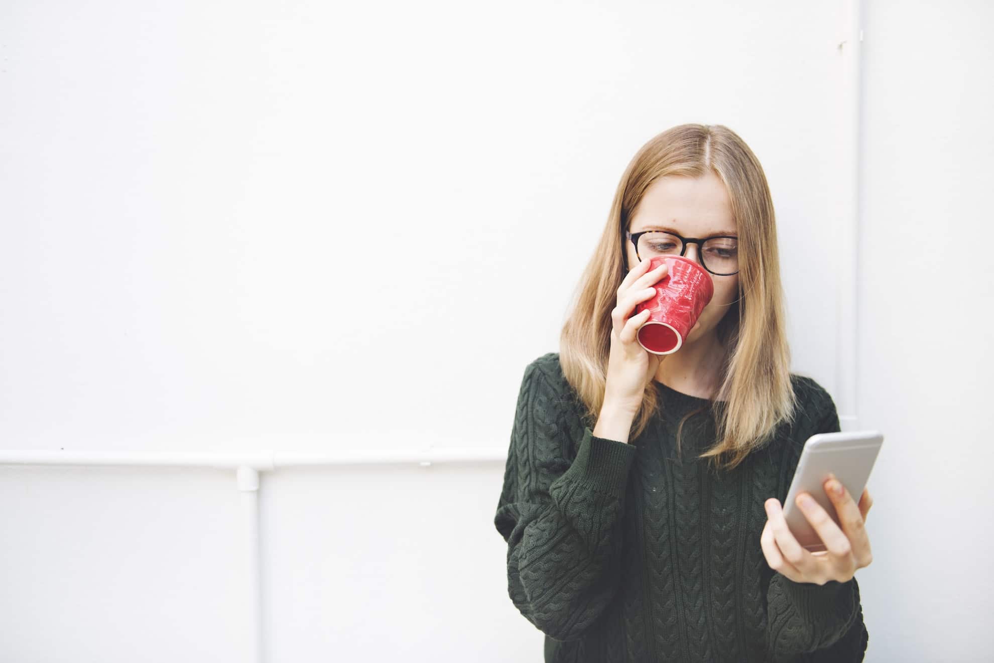 Girls reading SEO social media post